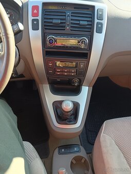Hyundai Tucson 2.0 benzín, Comfort+, 2WD - 12