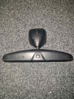 Interiér do Audi a6 c66 4f - 12