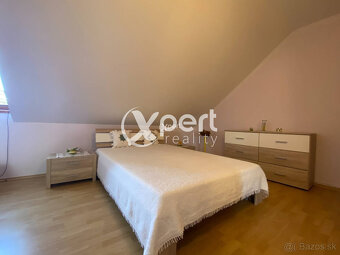 ZNÍŽENÁ CENANA PREDAJ RODINNÝ DOM PRIAMO V CENTRE - 12