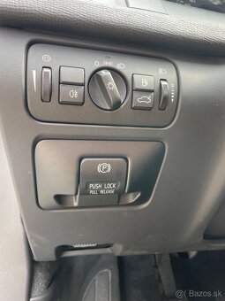 Predám Volvo  XC60  r.v.2011  167tis  km - 12