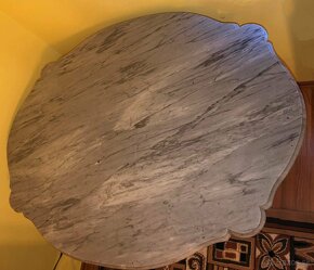 Starožitný nábytok - 12