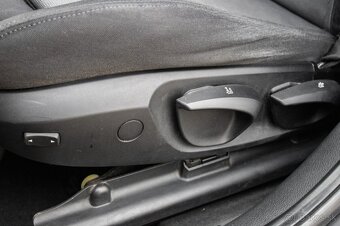 BMW X1 E84 xDrive 20d, 130kW, M6 - 12