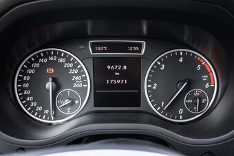 Mercedes  B180 CDI - 12
