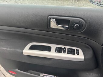 VOLKSWAGEN BORA 1.6 74KW SPECIAL BENZIN - 12