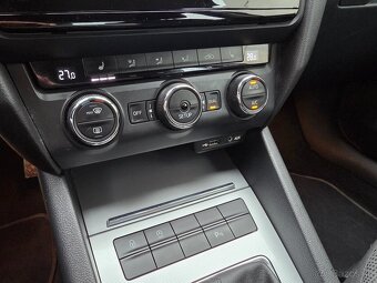 Škoda Octavia 1.6 TDI Elegance - 12