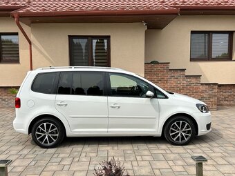 Volkswagen Touran 1.6TDI DSG - 12
