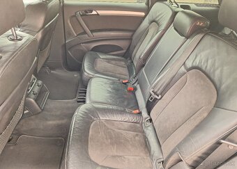 Audi Q7 3.0 TDI S-Line Quattro 7 míst - 12