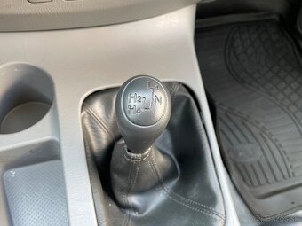 Toyota Hilux DC 3.0 D-4D Sol 4x4-automat - 12