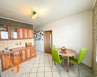 3-izbový byt (80 m²) s dvoma balkónmi, komplet zariadený - 12