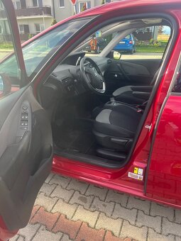 Citroen C4 Gran Piccaso - 12