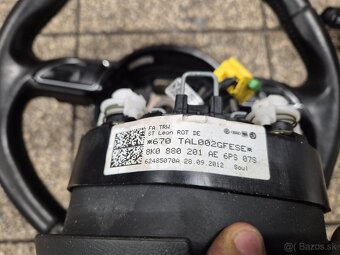 Predám trojramenny volant S-line pre Audi - VÝBORNÝ STAV - - 12