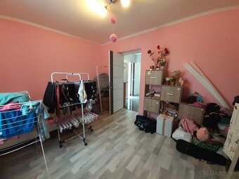 Ponúkame Vám  na predaj nehnuteľnosť v obci  Vilmány - Maďar - 12