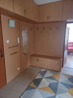 Slnečný 2 izbový byt - prerobený na 3 izbový - Žilina,Hájik. - 12