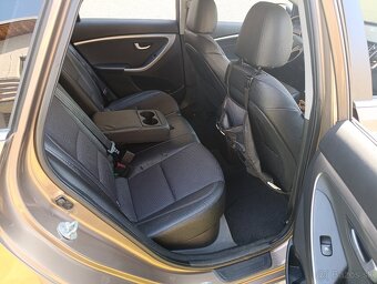 Hyundai i30 combi r.2012 1.6crdi 94kw - 12