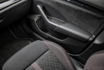 Škoda Octavia 2.0 TDI RS 4x4 - 12