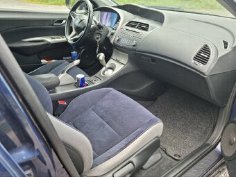 Honda Civic 2.2I-CDTi - 12