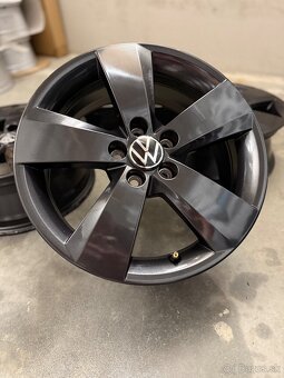 Hliníkové disky 5x100 R16 Škoda Nanuq Black - Scala Kamiq - 12