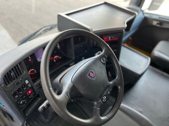 Třístranný sklápěč SCANIA G420 - 12