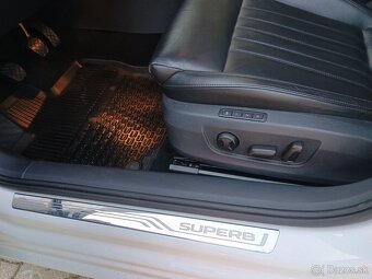 Škoda Superb - 12
