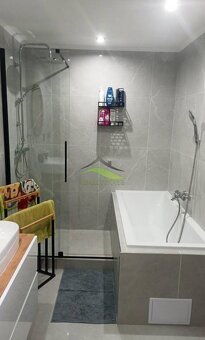 Zrekonštruovaný rodinný dom len 7 km od Sobraniec - 12
