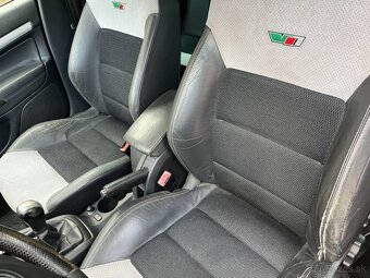 Škoda Octavia Combi 2.0 TFSI RS - 12