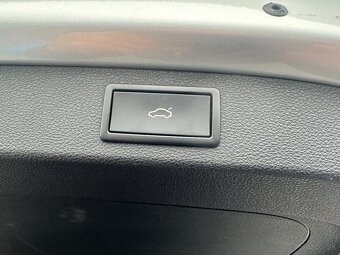 Skoda kodiaq 1.5Tsi-DSG-rv:16.8.2022--182tis-CANTON-- - 12