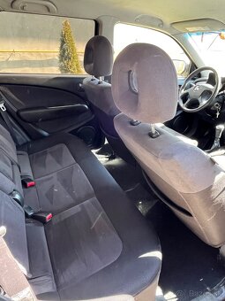 Mitsubishi Outlander - 12