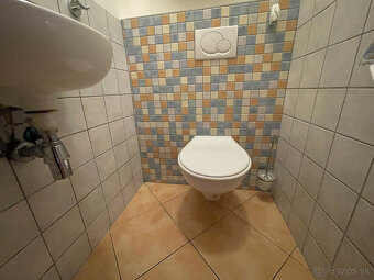 3 izbový tehlový byt s terasou v centre mesta - 12