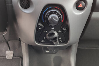 Toyota Aygo 1.0 VVT-i Selection - 12