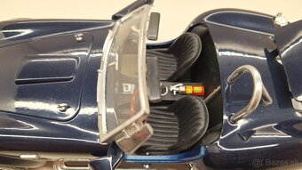 1:18 SHELBY COBRA 427 S/C - 12