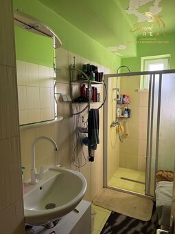 Na predaj starší 3-izbový rodinný dom Pezinok - Grinava - 12