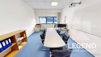 Kancelárske priestory Nové Mesto nad Váhom, 451 m2, parking - 12