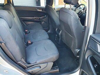 Ford S-Max 2.0 TDCi Duratorq 180 Titanium A/T - 12