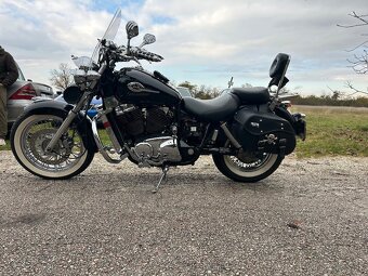 Honda shadow vt 1100 - 12