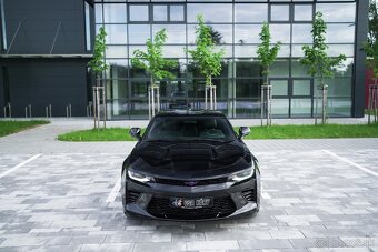 Chevrolet Camaro 6.2 EU verze - 12