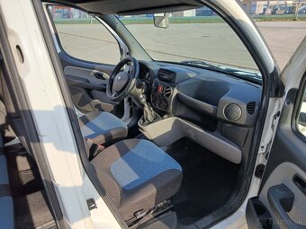 Fiat Doblo 1.9jtd 77kw combi rok 2010 - 12