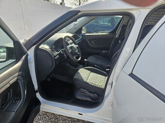 Škoda Praktik Roomster 1.2 TSI biela - 12