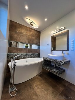 Na predaj moderný 4- izbový bungalov, Raková  - 12