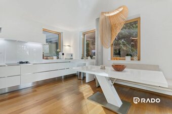 RADO | 4-izbový dom 390m2 + bazén  | Limbach - Bratislava - 12