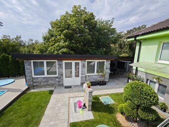 Predávame nadštandardný rodinný dom - 12