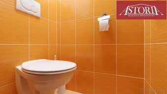 PRENÁJOM Krásny priestranný 3 izbový byt v CENTRE mesta Mart - 12