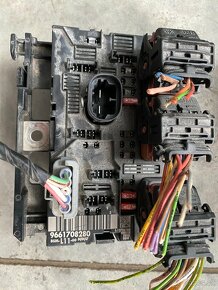 bsm jednotka peugeot R05-00 L01-00 L04-00 L10-00 L06-00 - 12