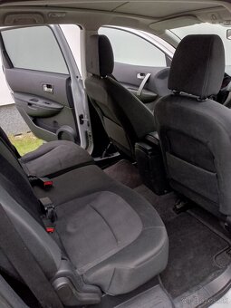 Nisan Qashqai+2 - 12