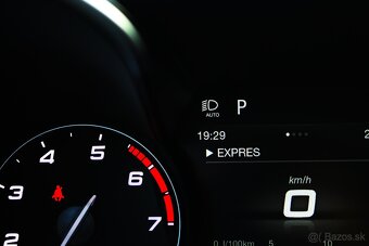 Alfa Romeo Giulia 2.0 Turbo 280 Veloce AT AWD, DPH, 62.000km - 12
