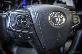 Toyota Avensis Combi 2.0 105kW - 12