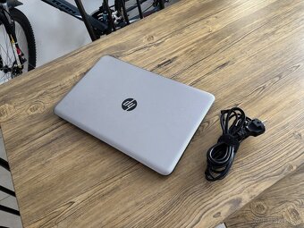 HP/Notebook/4GB RAM DDR4/500GB SSHD/Intel HD 2GB Grafika - 12