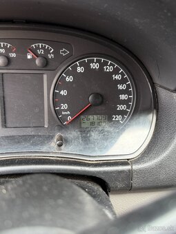 Volkswagen Polo 1.2 benzin 2003 - 12
