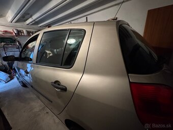 Predám Renault Clio3, 1.2, r.v.2007 - 12