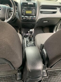 kia sportage topka - 12