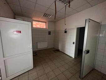 Na prenájom obchodný priestor - Lučenec - 12